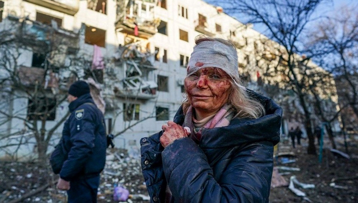 Ukrayna savaşının simgesi Olena Kurilo'nun resmedildiği tablosuna 100 bin dolar