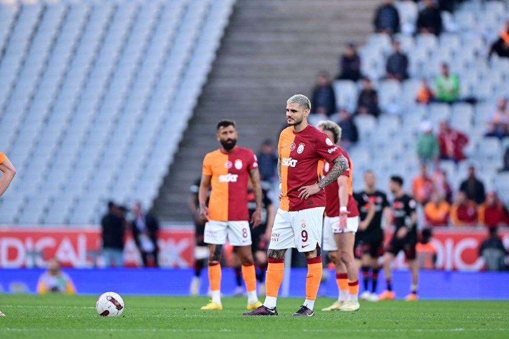 Galatasaray Süper Lig'de 24. kez şampiyon: Rekorlarla gelen zaferin hikayesi - 8