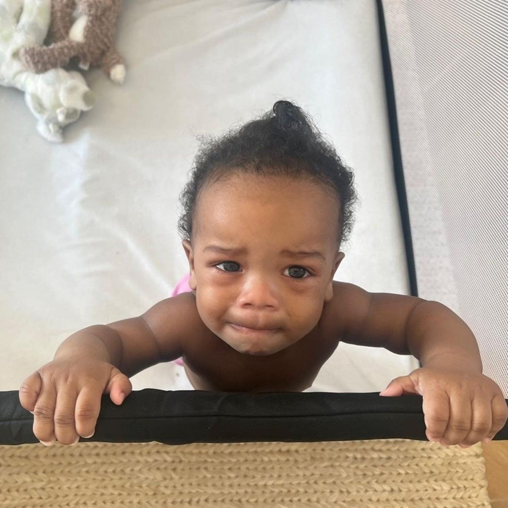 Rihanna oğlunun son fotoğraflarını paylaştı: Oscar'a kardeşinin gideceğini öğrenince... - 2