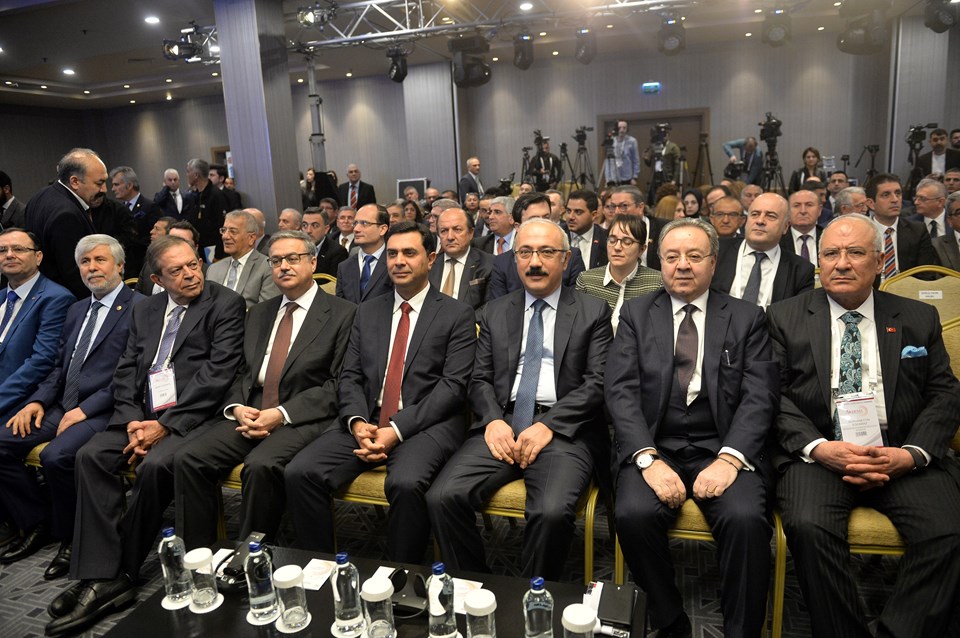 KKTC Enerji Bakanı: Akdeniz'deki kaynaklar tüm Kıbrıslılara aittir - 4