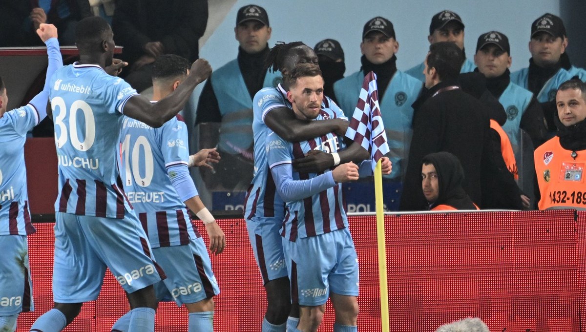 Trabzonspor, Başakşehir'i devirdi: Türkiye Kupası'nda yarı finale kaldı