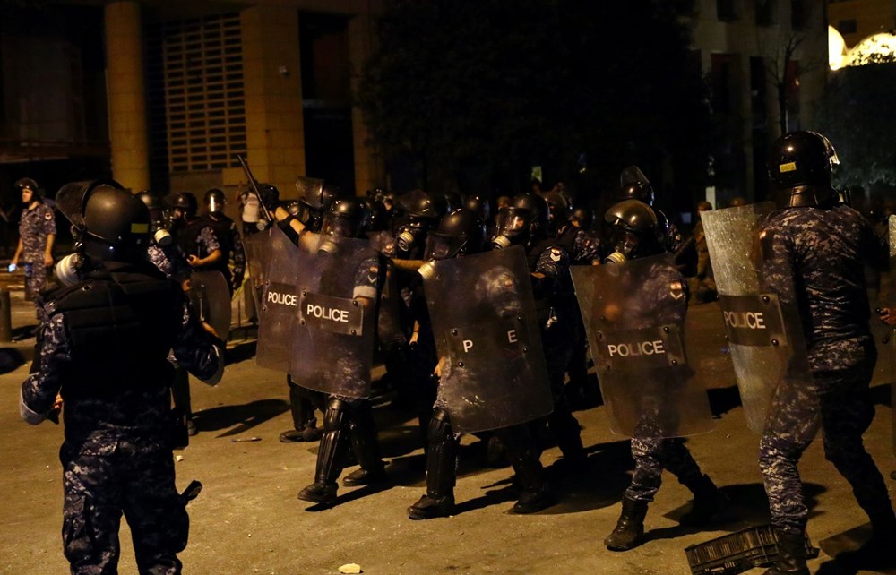 Beyrut'taki patlama: Hükümet istifa etti - 8