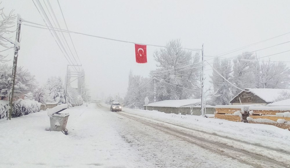 Birçok ilde eğitime kar nedeniyle bir gün ara verildi (Okullar bugün tatil mi?) - 25
