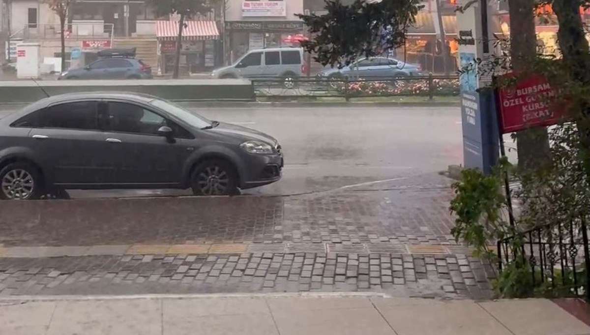 Barajlardaki su tükenmişti: Bursa hasretle beklediği yağmura kavuştu