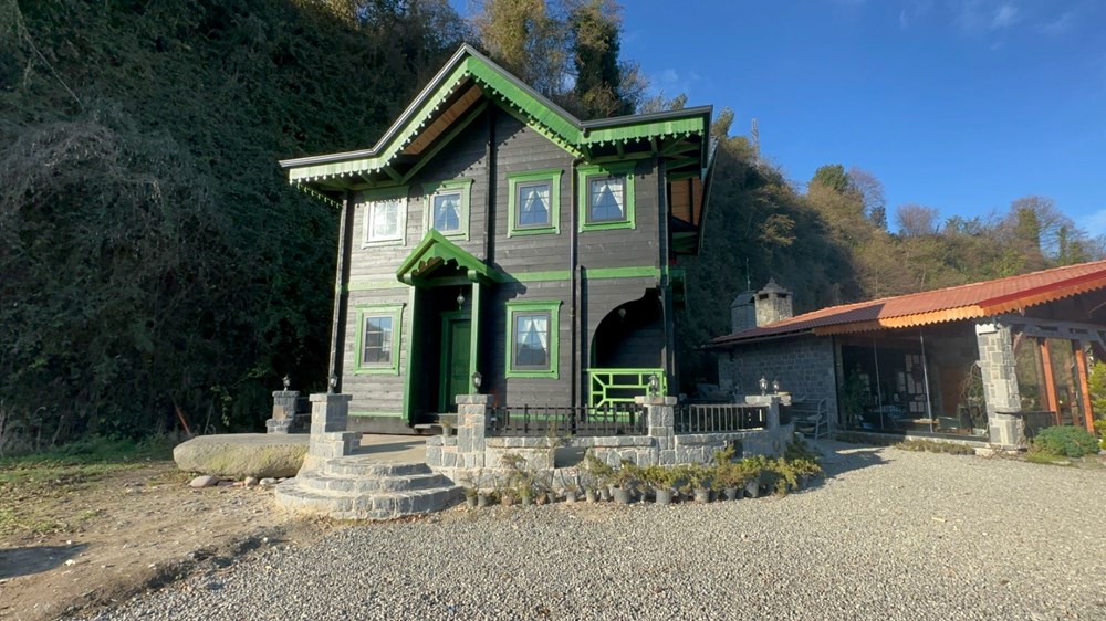 Rize'de 360 derece dönen ahşap ev yapıldı - 5