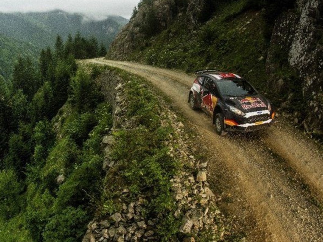 Dunyanin En Tehlikeli Yollarindan Biri Olan D915 Te Nefes Kesen Yaris Caykara Bayburt Yolu Ntv