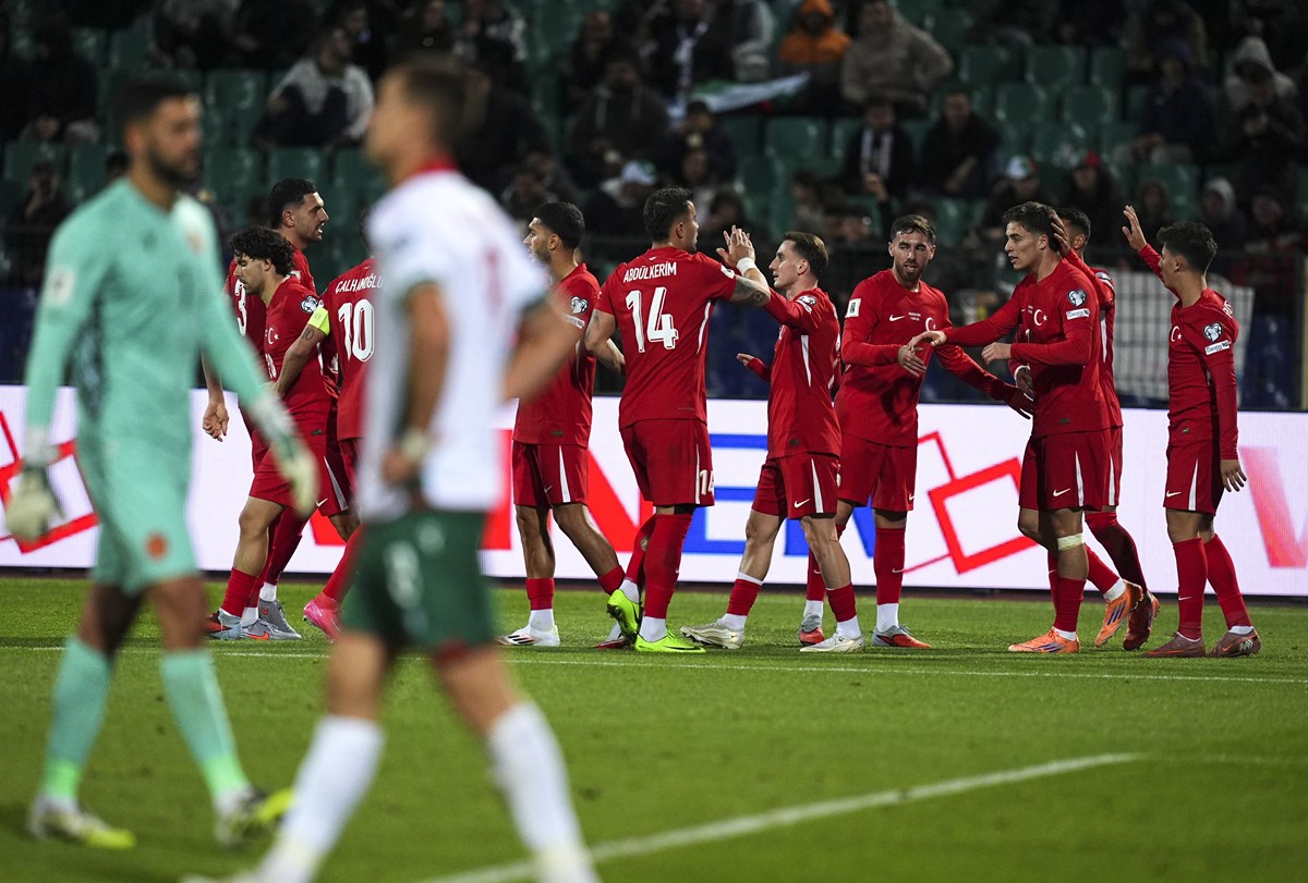 Milli futbolcular, Bulgaristan maçında atılan gol sonrası böyle sevindi.