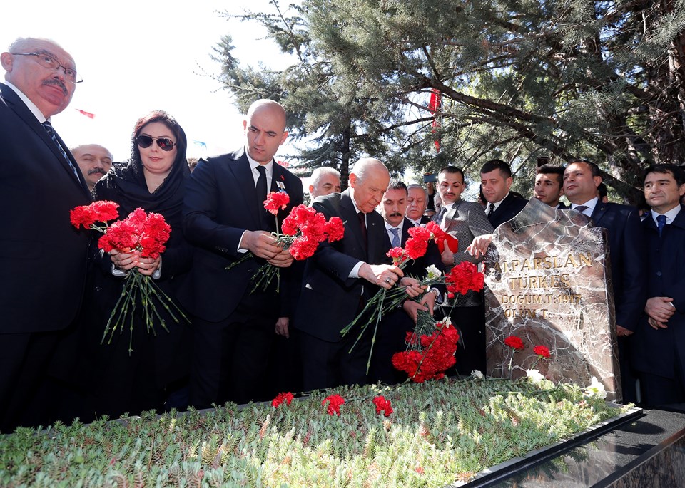 Alparslan Türkeş, ölümünün 21. yılında anıldı - 2