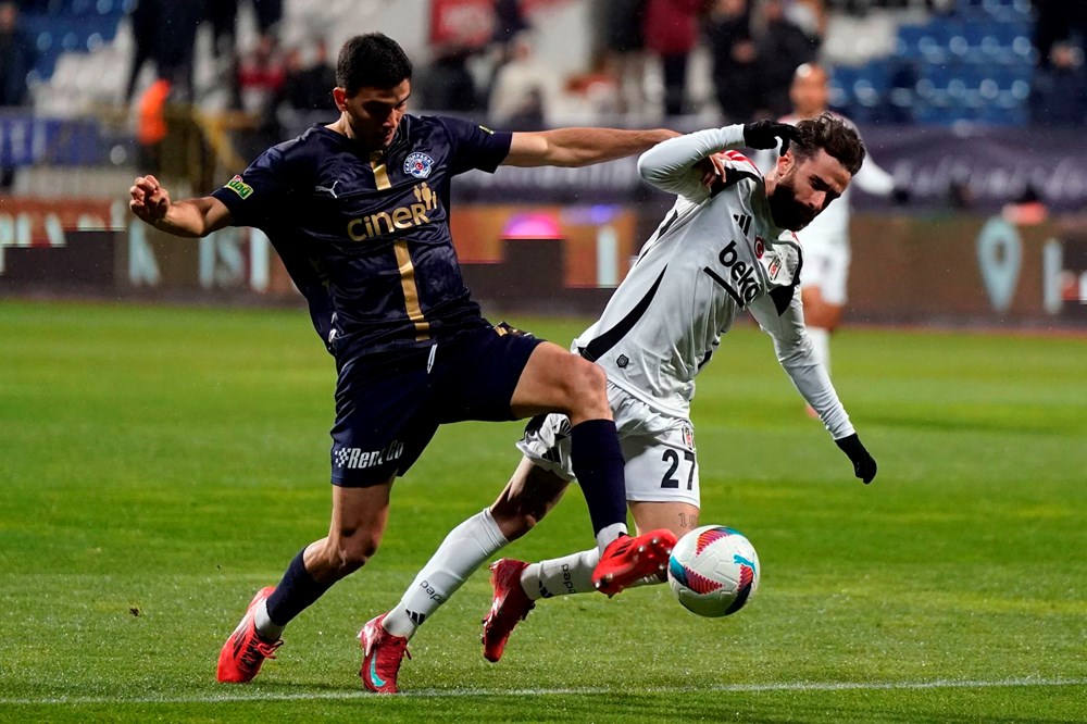 Kasımpaşa ile Beşiktaş puanları paylaştı: Bir kırmızı kart bir sakatlık - 7