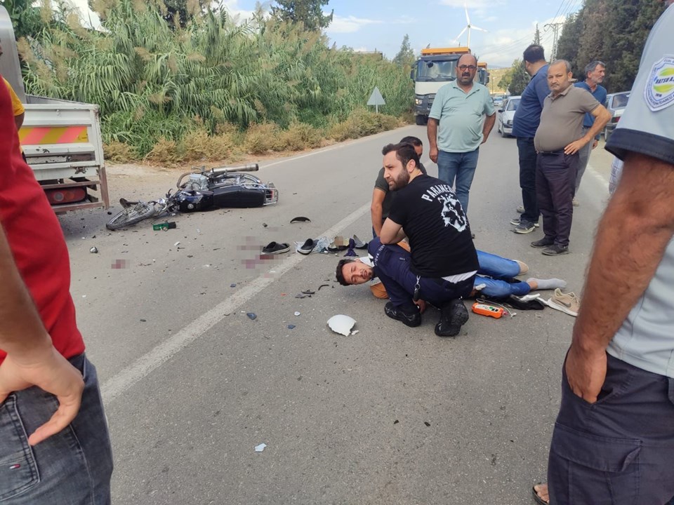 Hatay'da düğününe 1 hafta kala davetiye dağıtırken kaza yaptı - 1