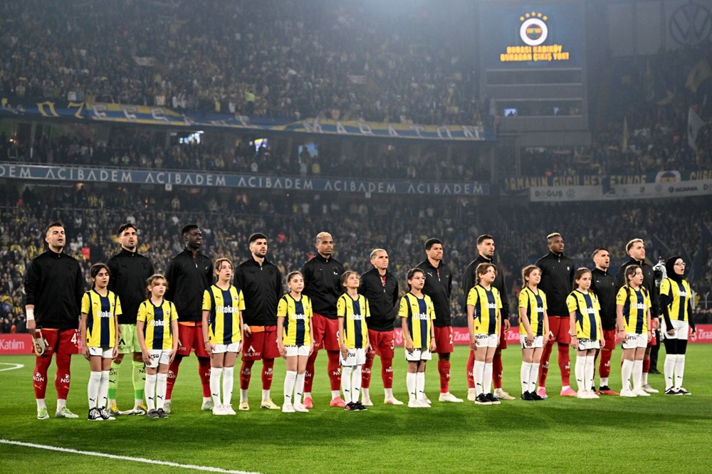 Derbi (Fenerbahçe-Trabzonspor) maçı ne zaman, saat kaçta ve hangi kanalda canlı olarak yayınlanacak? Derbinin muhtemel 11'leri belli oldu - 4