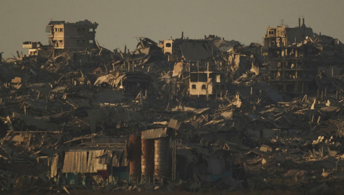 İsrail, yerle bir ettiği Gazze'yi