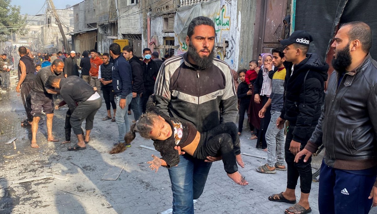 Gazze'de bir haftadır devam eden insani ara sona erdi Gazze'de bir haftadır devam eden insani ara sona erdi