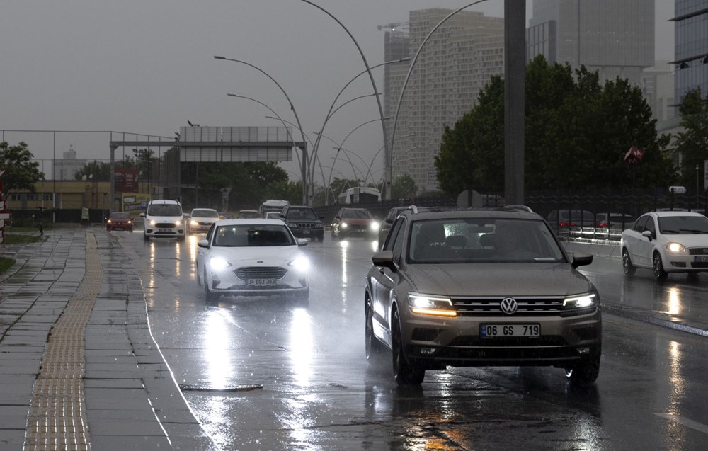 Yağmur geri döndü: Birçok kentte sağanak ve dolu etkili oldu - 3