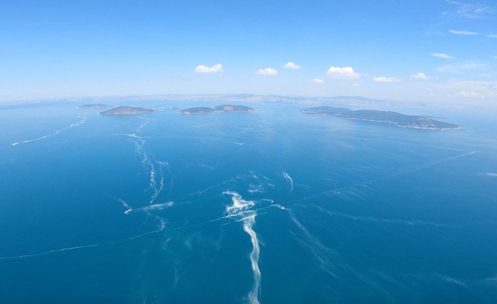 Müsilaj havadan görüntülendi: Deniz salyası her yerde - 25