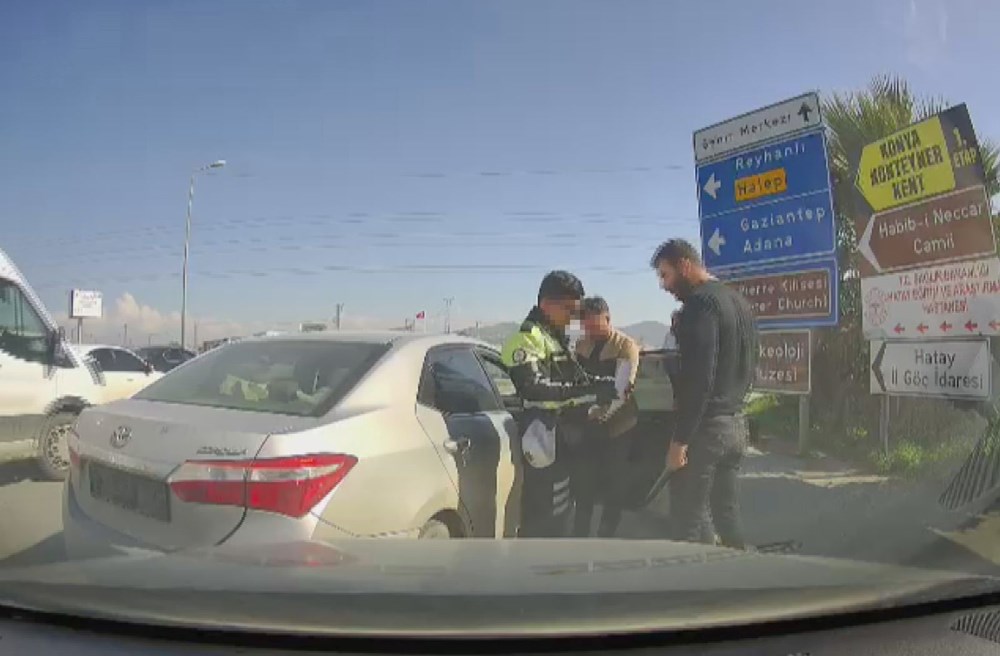 Hatay'da yol verme tartışması: Polis hakkında soruşturma başlatıldı - 2