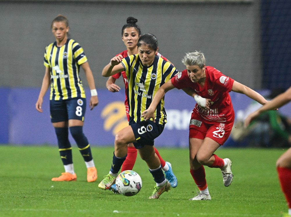 Kadınlar Futbol Süper Ligi'nde şampiyon belli oldu - 2