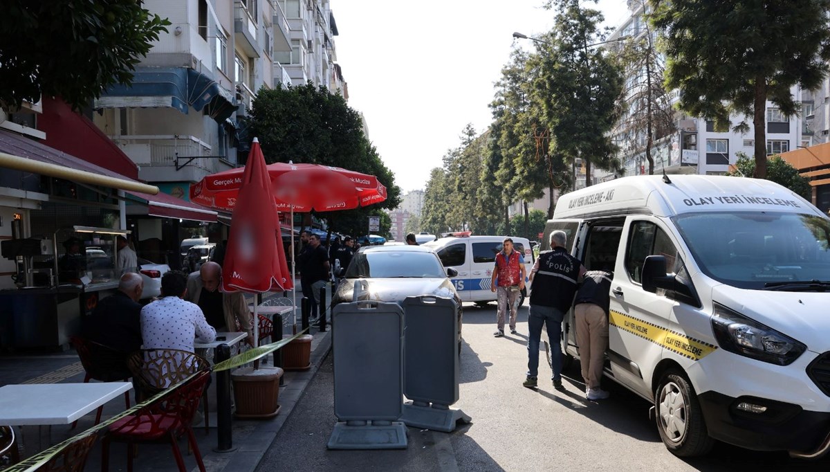 Adana'da pastaneye silahlı saldırı: 2 kişi yaralandı