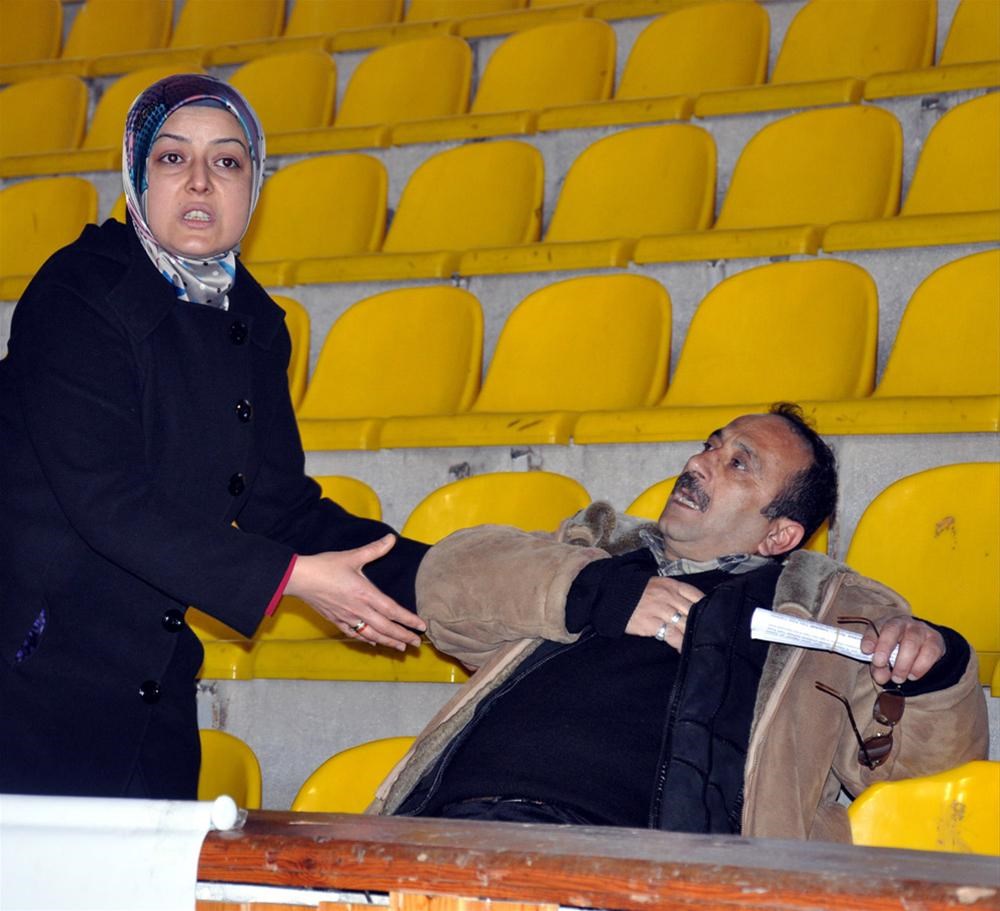 Kalbi ev kurasına dayanamadı - 1