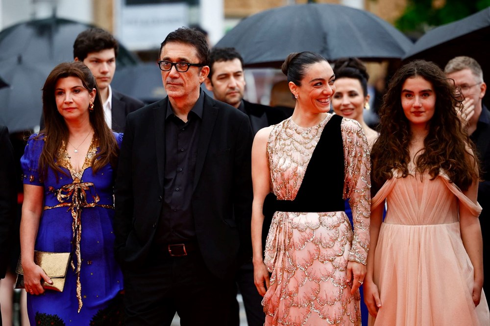 Merve Dizdar Cannes Film Festivali'nde en iyi kadın oyuncu ödülünü aldı - 3