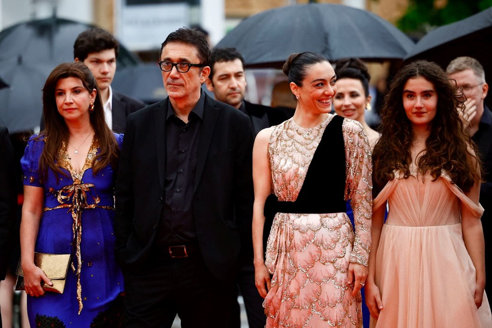 Merve Dizdar Cannes Film Festivali'nde en iyi kadın oyuncu ödülünü aldı - 4