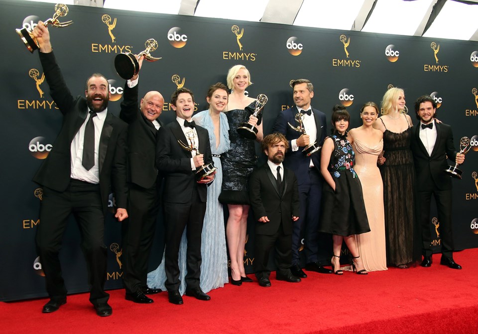 Game of Thrones oyuncuları 71. Emmy Ödülleri'ni sunacak - 2