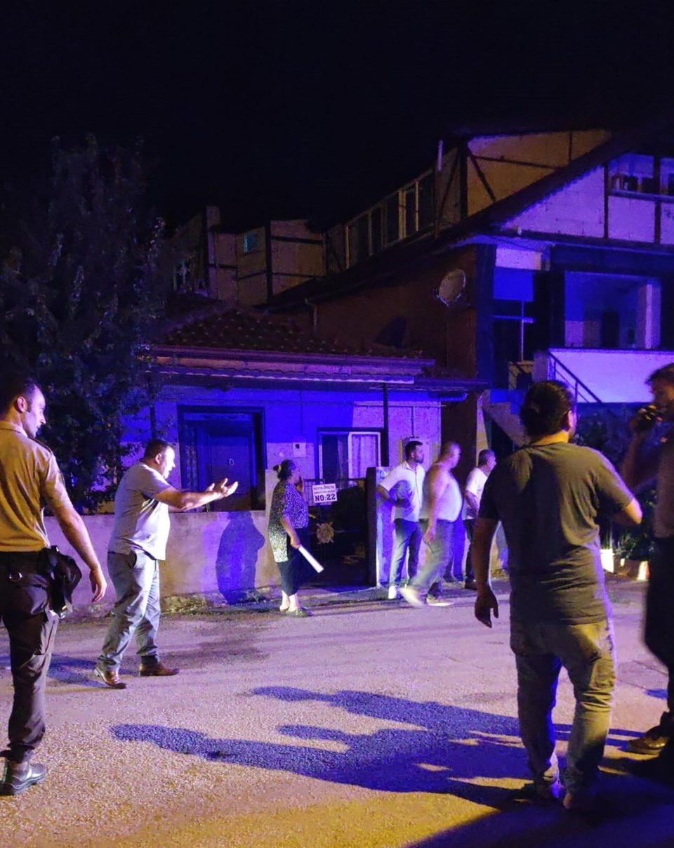 Düğünde satırlı, bıçaklı kavga: 4 yaralı - 1