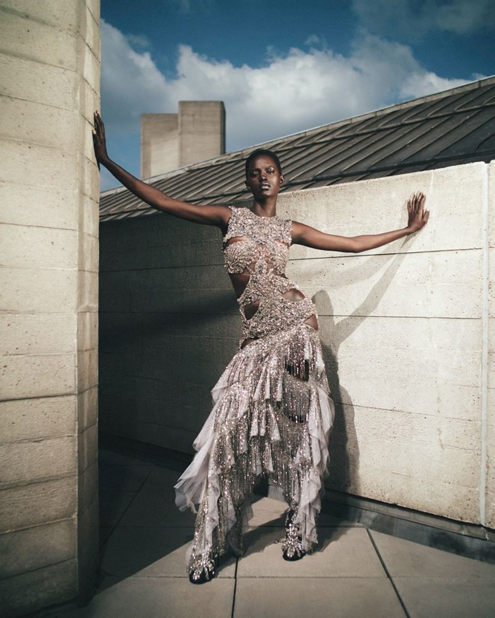 Alexander McQueen'in 2023 sonbahar öncesi koleksiyonu terziliği yeniden tanımlıyor - 3