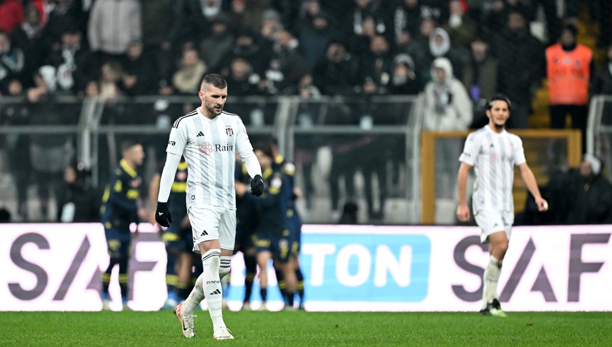 Beşiktaş, Ante Rebic'in sakatlandığını duyurdu