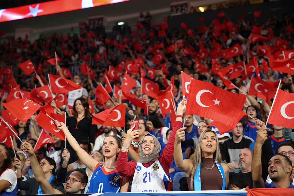 SON DAKİKA: THY Avrupa Ligi | Anadolu Efes 79-88 Fenerbahçe (Maç sonucu) - 3
