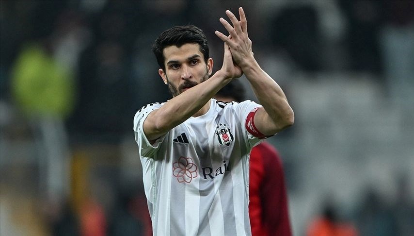 Beşiktaş, Necip Uysal'ın sözleşmesini uzattı