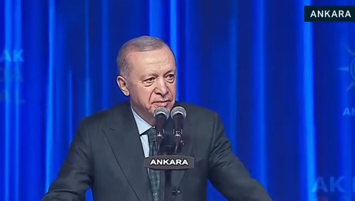 AK Parti 8. Olağan Kongresi: Cumhurbaşkanı Erdoğan konuşuyor AK Parti 8. Olağan Kongresi: Cumhurbaşkanı Erdoğan konuşuyor
