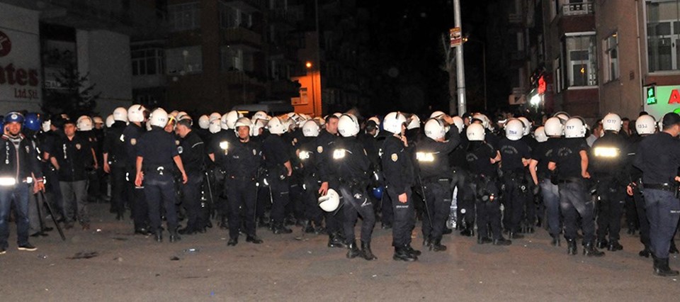 Fenerbahçe kafilesi Avni Aker'den gizlice zırhlı araçlarla çıkarıldı - 2