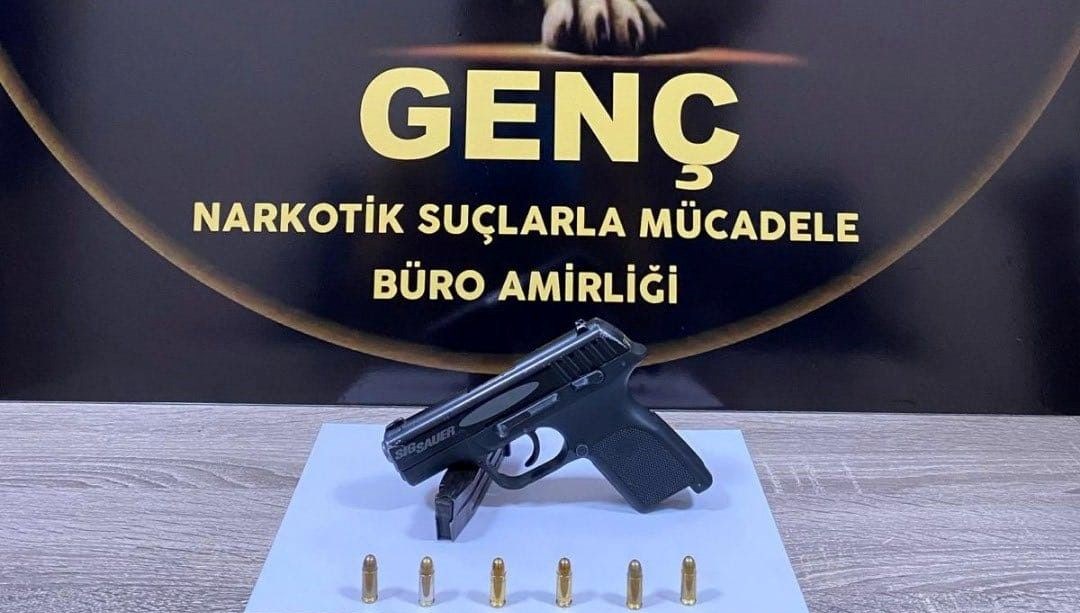 Bingöl’de ruhsatsız tabanca ele geçirildi