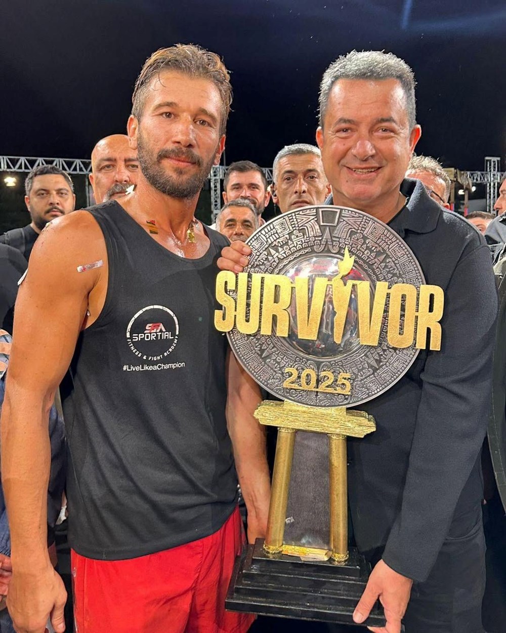 Acun Ilıcalı duyurdu: Survivor 2026'nın ilk yarışmacısı belli oldu - 5