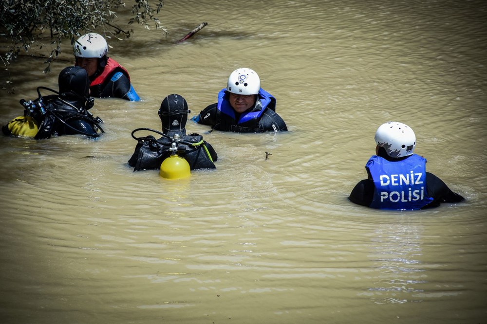 Çamur ve balçık içinde arama - 8