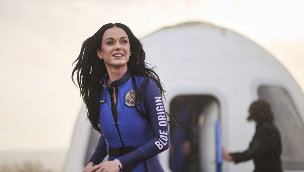 Uzay yolcuğu tepki çekmişti: Katy Perry pişman mı?