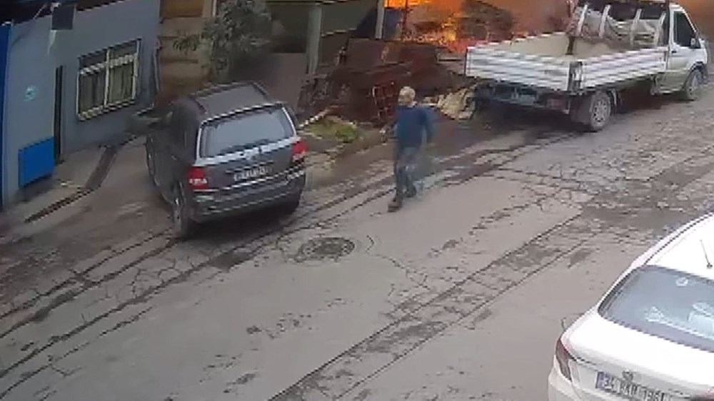 İstanbul'da demir döküm atölyesinde art arda patlama - 4