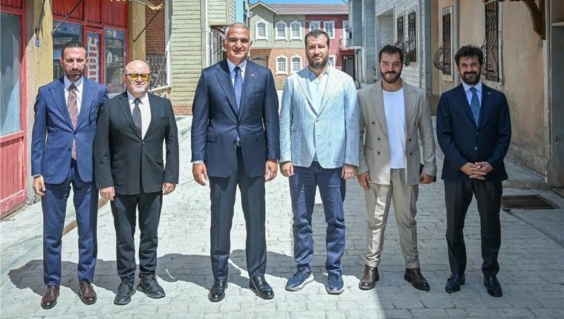 Dünyanın gözü Türk dizilerinde