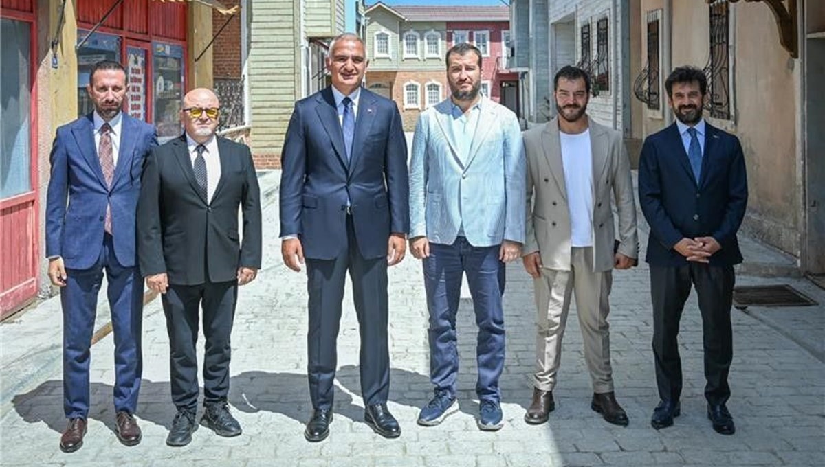 Dünyanın gözü Türk dizilerinde