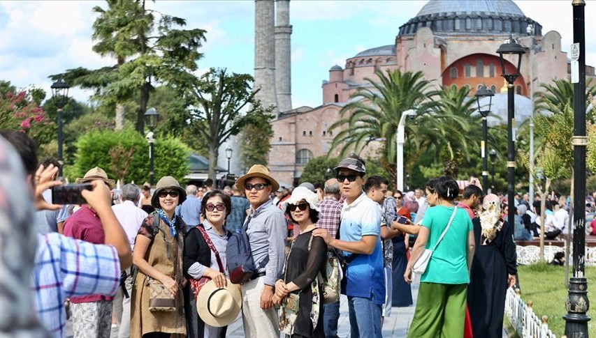 Türkiye'ye gelen yabancı turist sayısı 50 milyonu aştı