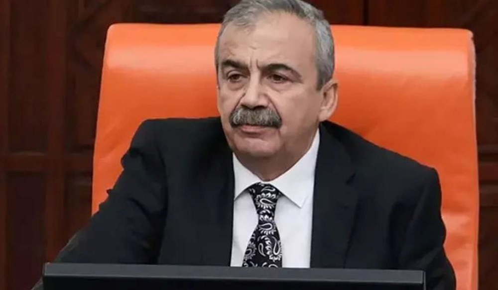 Sırrı Süreyya Başkan kimdir, hastalığı ne? 76