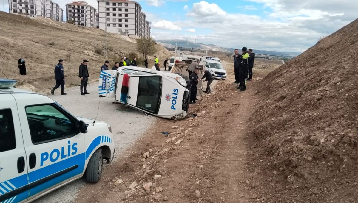 Çorum'da polis otosu takla attı: 2 polis yaralı