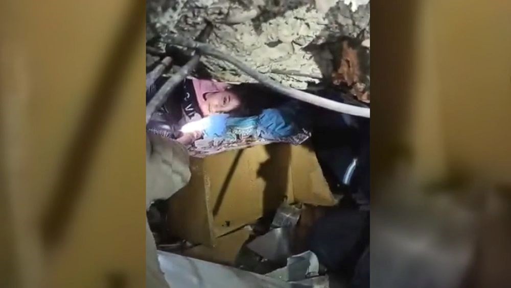 Mucize kurtuluşlar: Depremin 9. gününde arama kurtarma çalışmaları sürüyor - 43