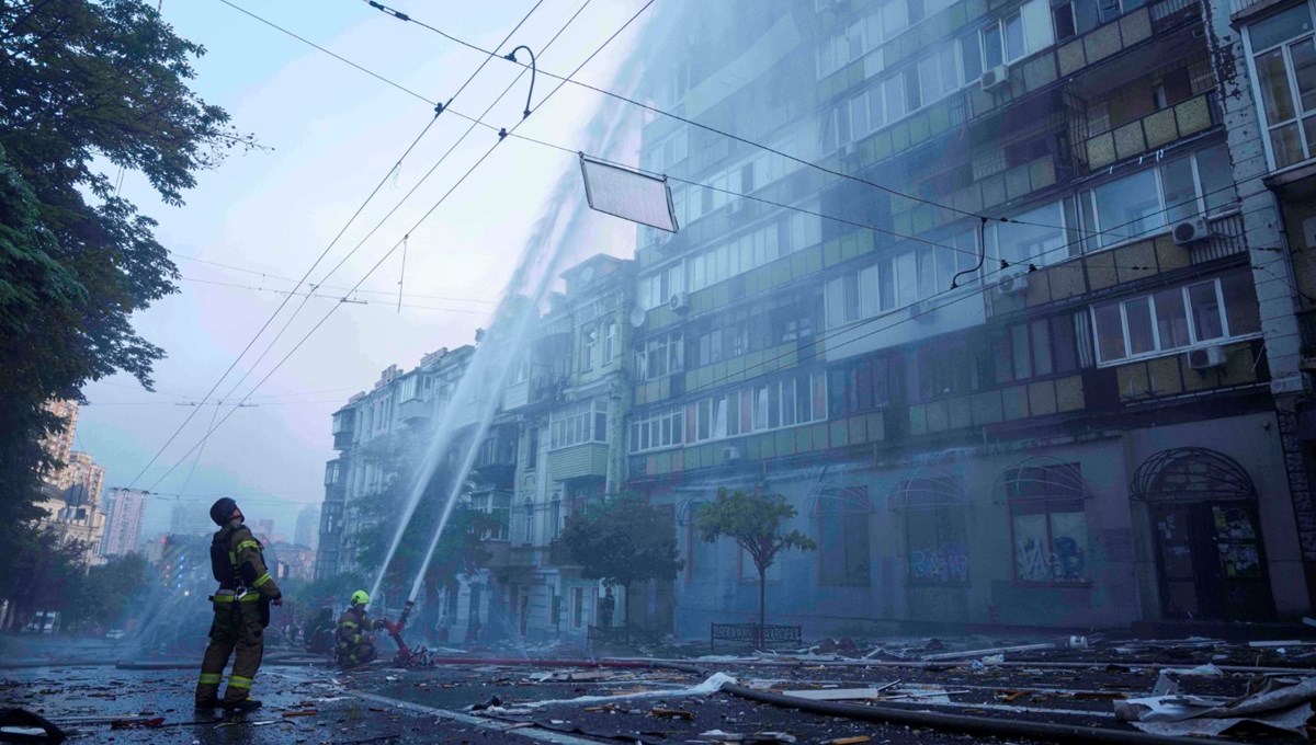 Aliyev'den Ukrayna'ya yardım kararı