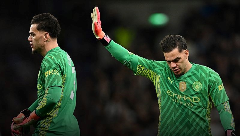 Ederson kadroya alınmadı