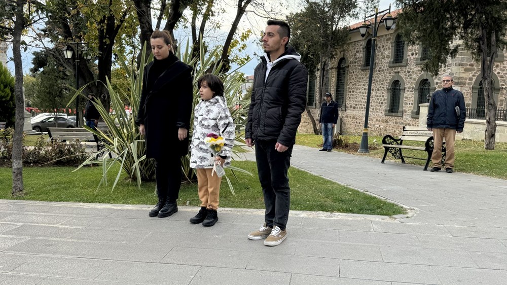 Ulu Önder Atatürk’ü minnetle anıyoruz | Saat 09.05’te Türkiye’de hayat durdu - 23