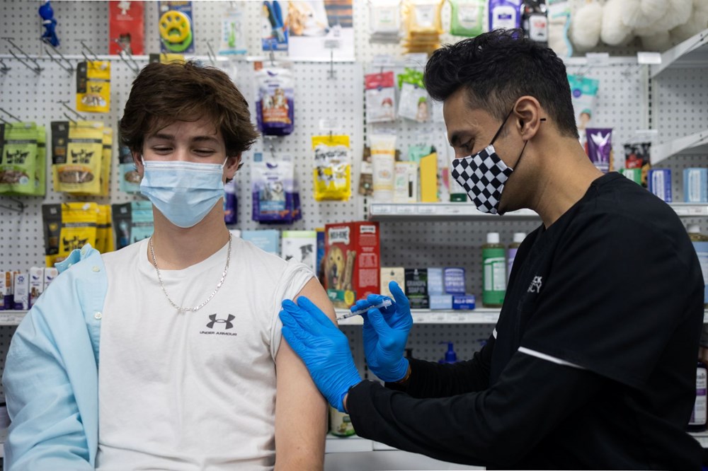 ABD’de 12-15 yaş arası 600 bin çocuk bir doz aşı oldu - 11