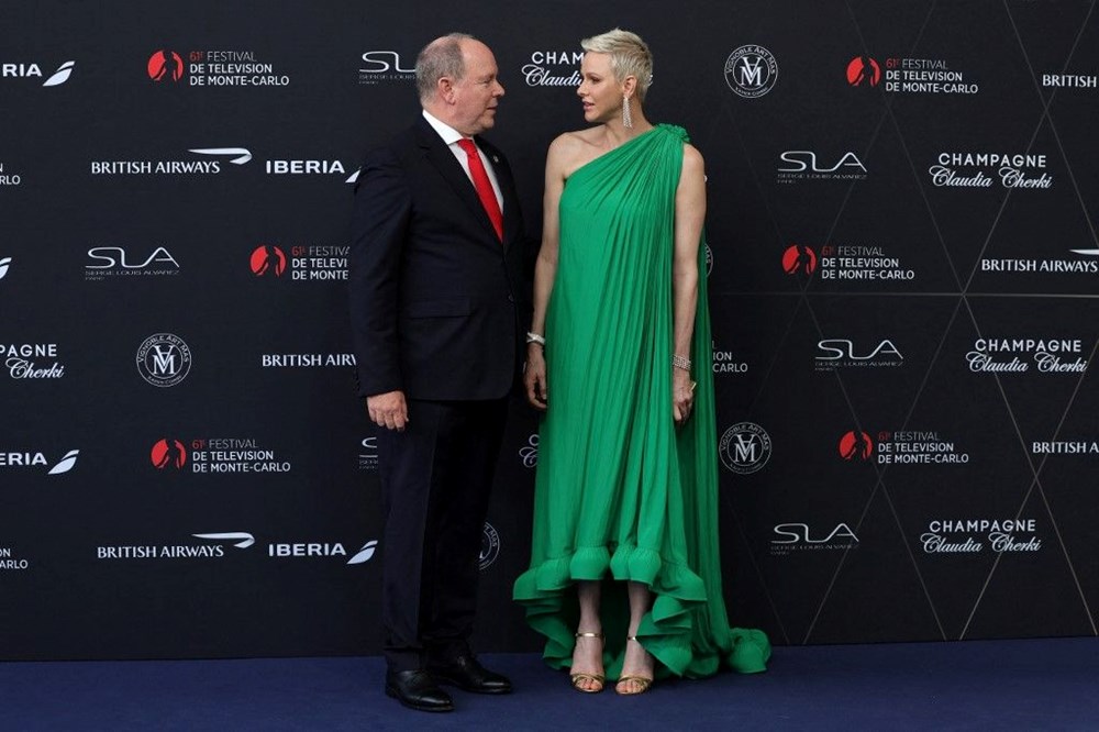 Hüzünlü Prenses Charlene'nin Monte Carlo Televizyon Festivali şıklığı - 2