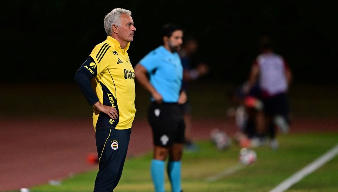 AX8LkAPtJkO81EAuF9AuVg Mourinho, "İlgilendiğimi itiraf edeyim" diyerek açıkladı